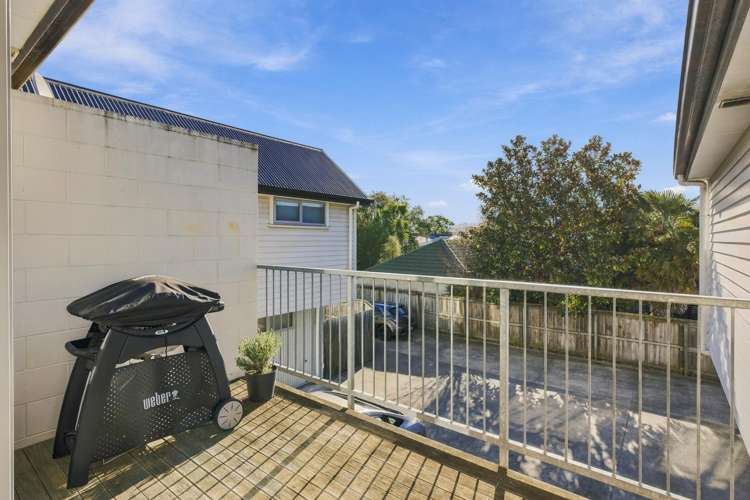 1-2/76A Southampton Street Sydenham_9