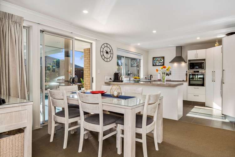 22 Annandale Drive Pyes Pa_6