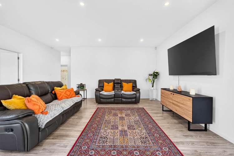83 Muriwai Road Waimauku_10