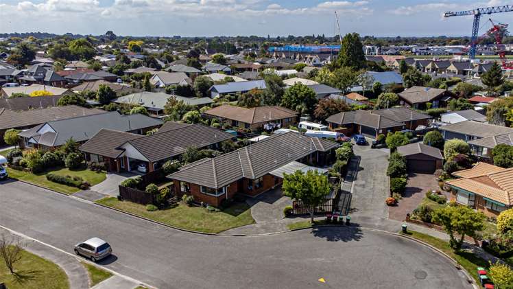 1/35 Ben Nevis Drive Broomfield_2