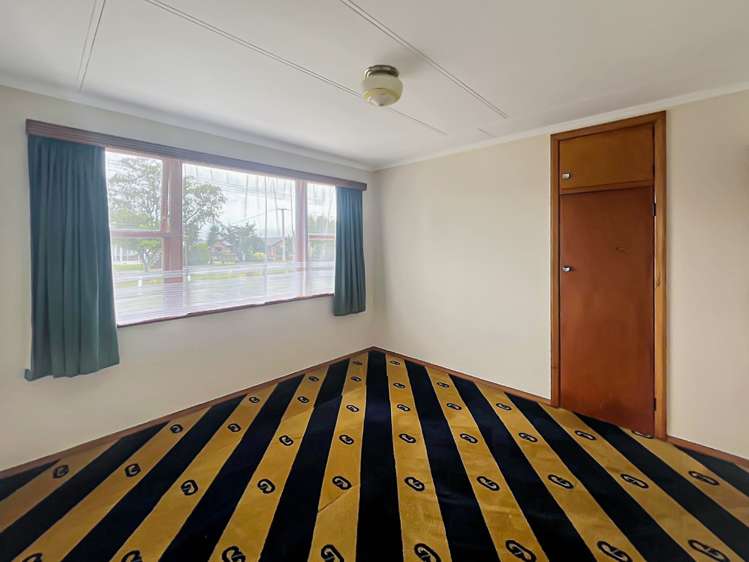 2989 Cheltenham-Hunterville Road 10643_4