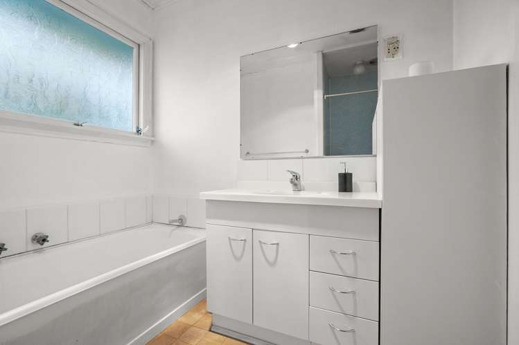 12 Springmead Place Hornby_7