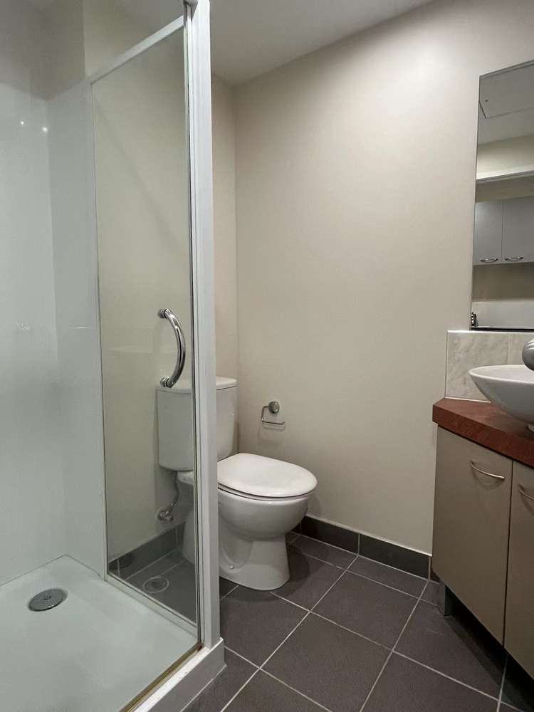 914/135 Hobson Street Auckland Central_10