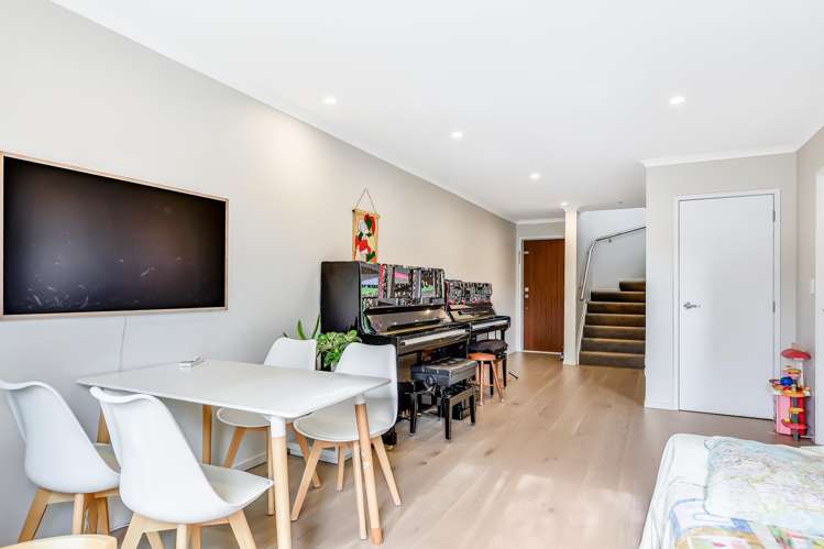 5/11 Jones Crescent Melville_15