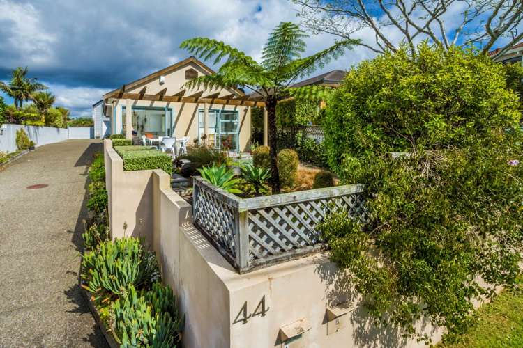 1/44 Seaview Road Castor Bay_21