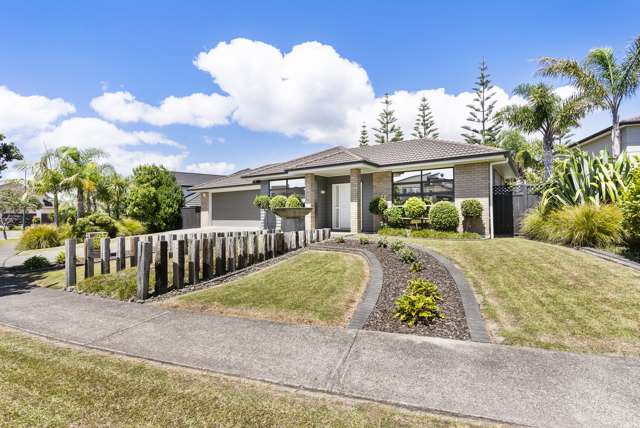 105 Pine Harbour Parade Beachlands_1