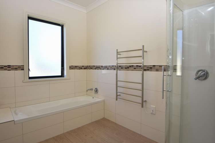 39 Armstrong Avenue Carterton_22