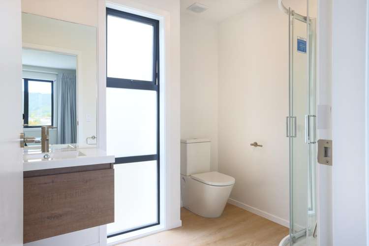 46 Wainuiomata Road Wainuiomata_12