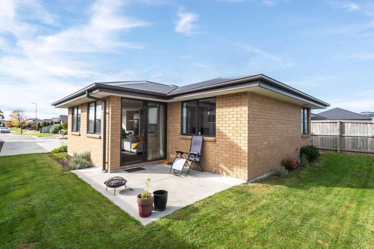 19 Helen Place_4