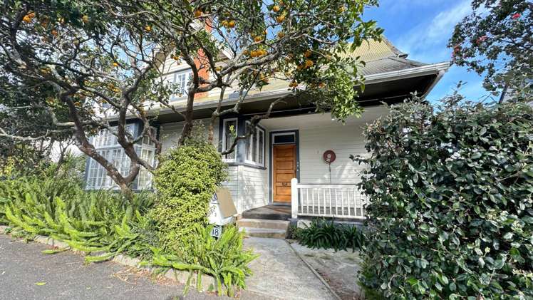 3/18 St Georges Bay Road_0