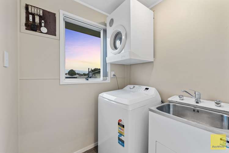 1/5 Hoturoa Place Manurewa_13