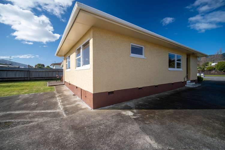 72 Marlowe Street Stoke_19