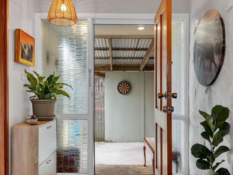 14 Brightside Road Stanmore Bay_11