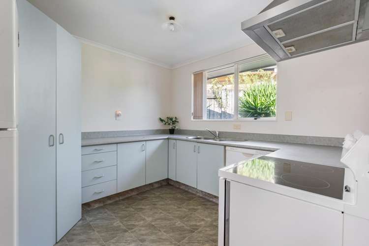 7 Grantham Close Gate Pa_3