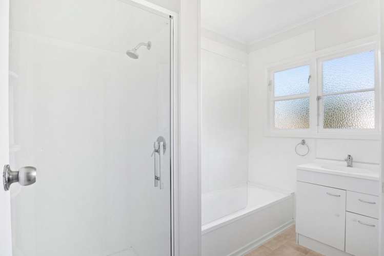 20 Aotaki Street Otaki_13