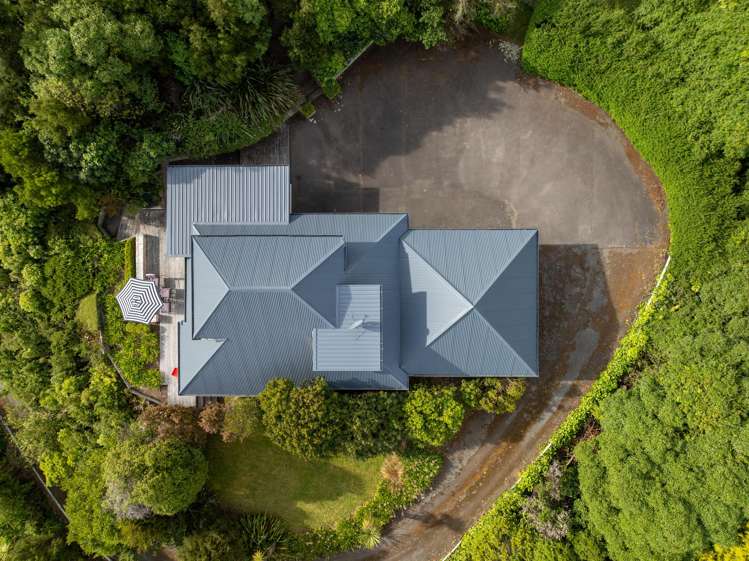 2 Settlers Hill Akaroa_23
