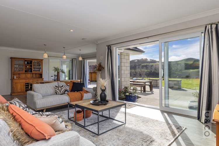 1242 State Highway 16 Waimauku_59