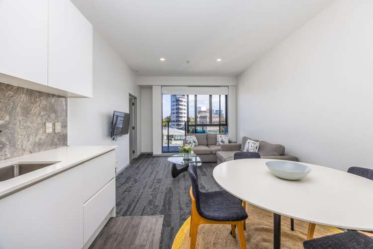 8A/50 Eden Crescent_4