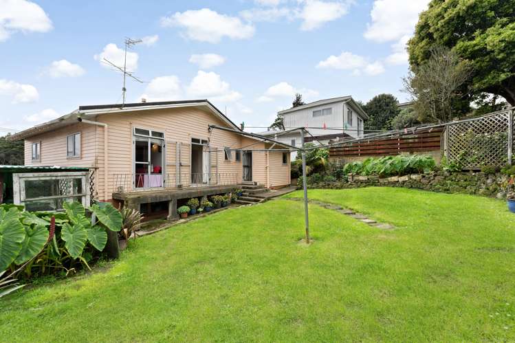 1/85 Lake Road Northcote_14