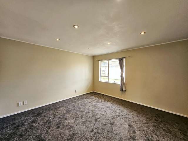 8 Walter Little Way 10673_4