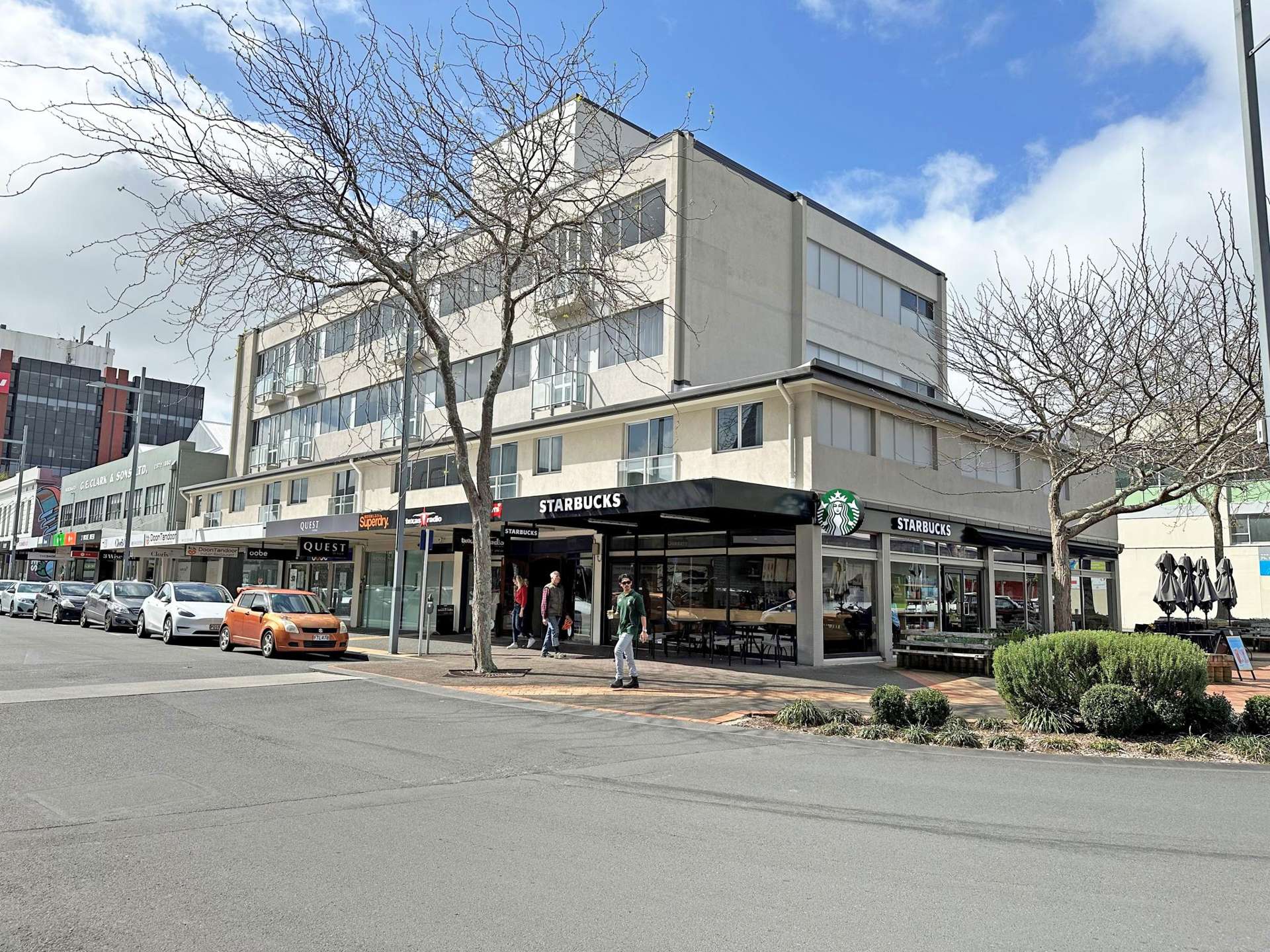 2F/47 Ward Street Hamilton Central_0