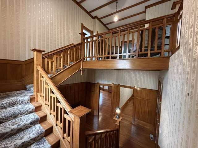 Character & Lifestyle in Prime Gisborne Location