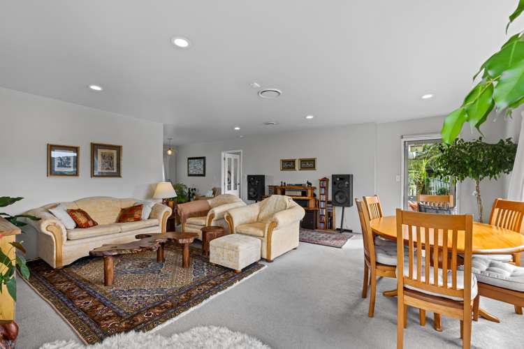 21 Kestrel Heights Arkles Bay_6