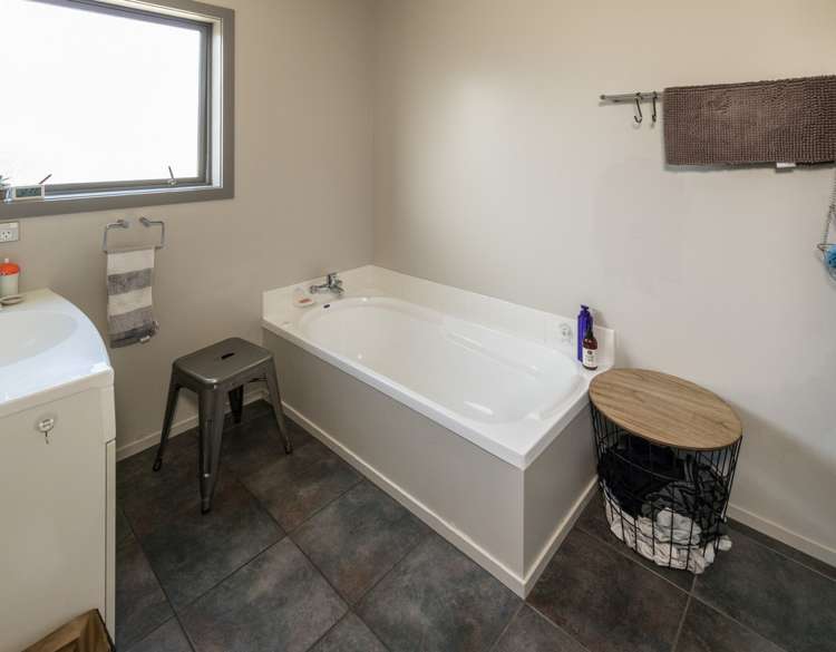 19 Ragan Lane Wanaka_13