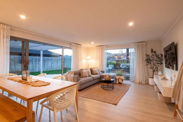 37 Myles Way Lower Shotover_11