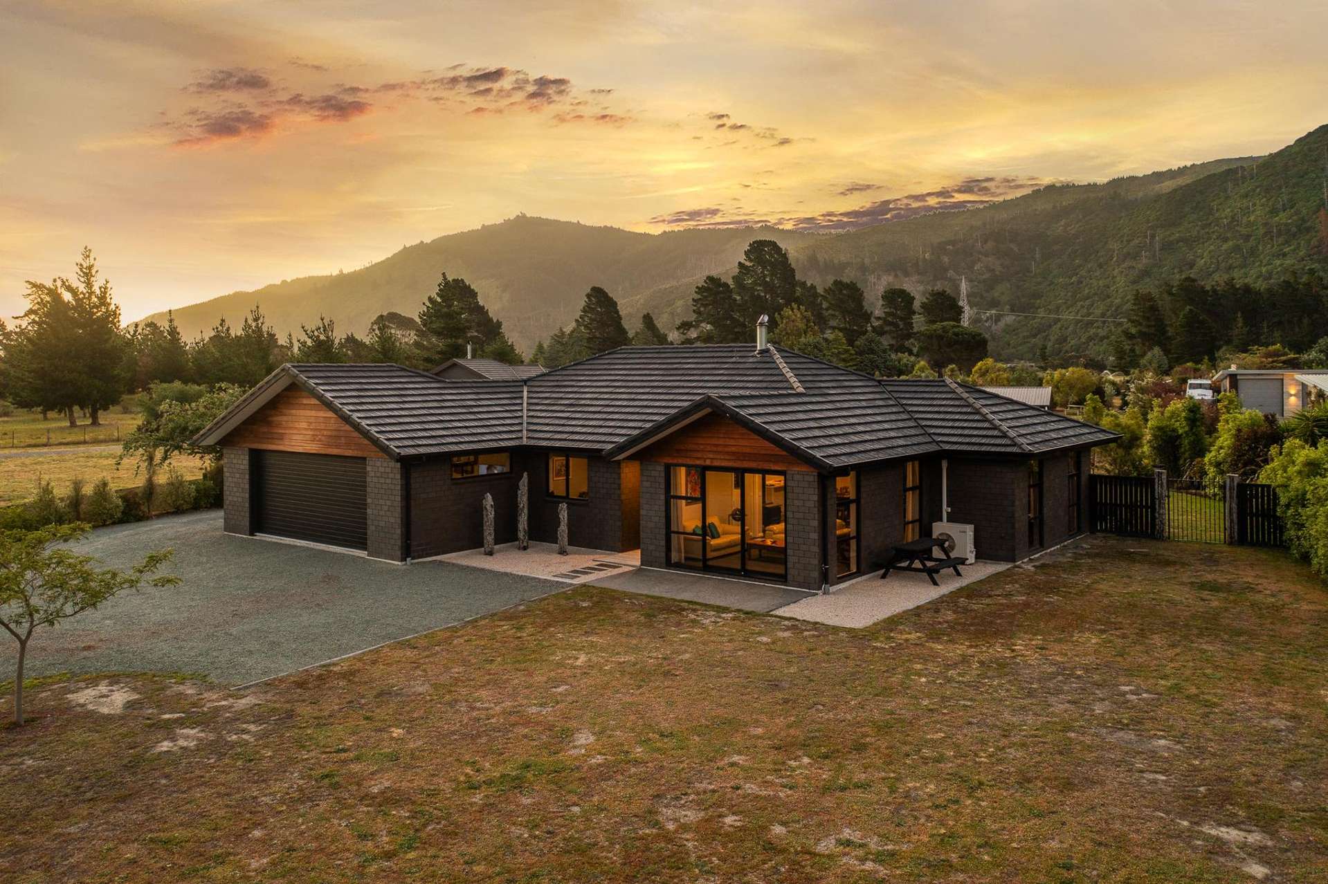 271 Rarangi Beach Road Rarangi_0
