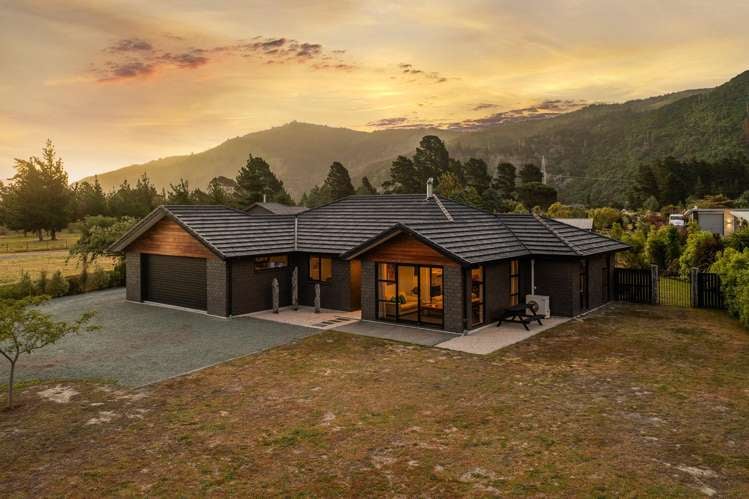 271 Rarangi Beach Road_0
