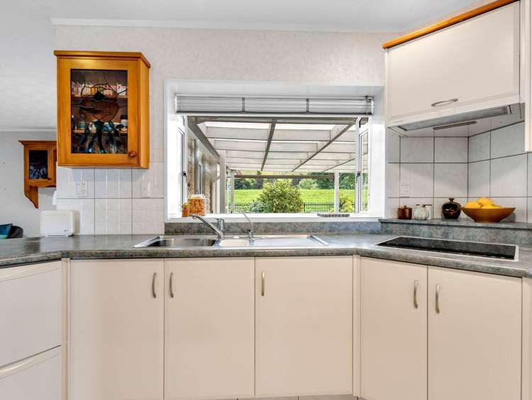 24 Webb Place Taradale_2