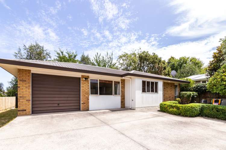 2/15 Kotare Street Hilltop_0