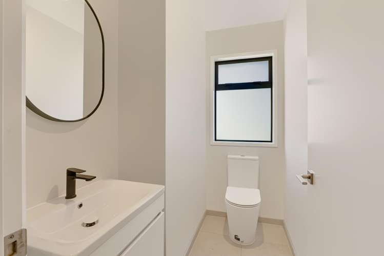 90 King Road Inglewood_26