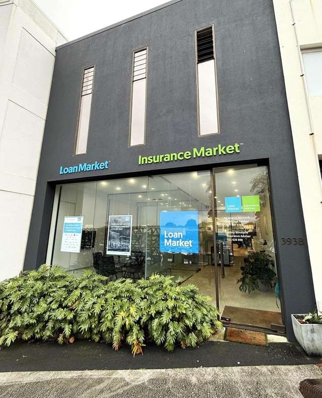 A RARE REMUERA OFFICE