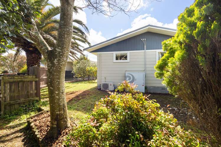 30 Deanwell Avenue Deanwell_17