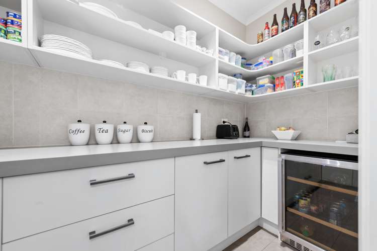 52 Wiltshire Drive Huntington_16