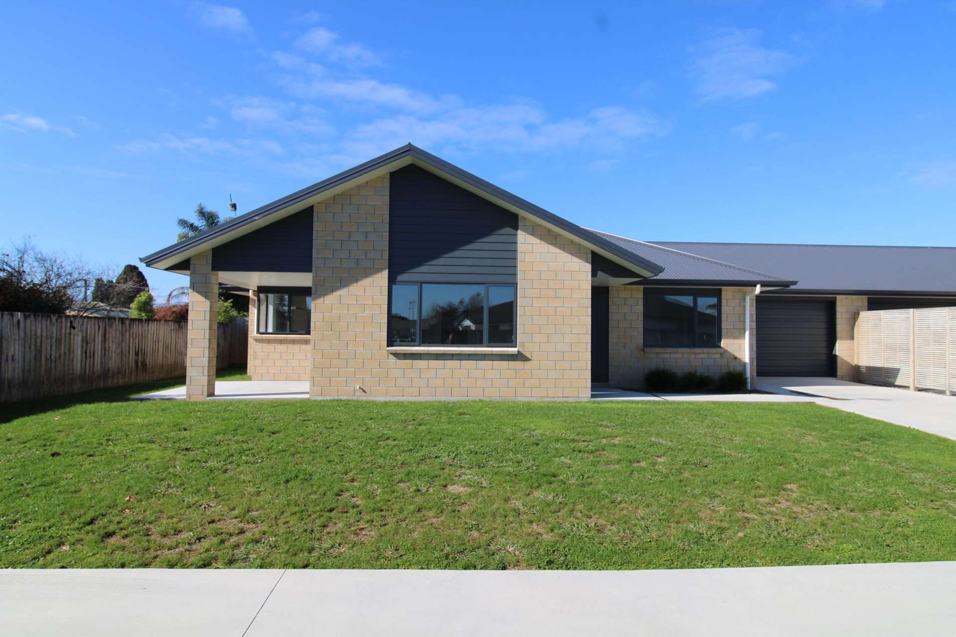 5a & 5b McKenzie Place Matamata_0