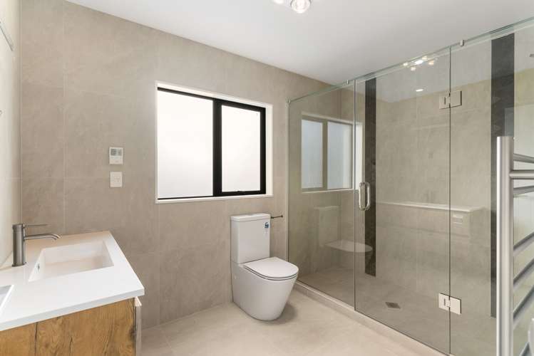 905a East Coast Road Northcross_9