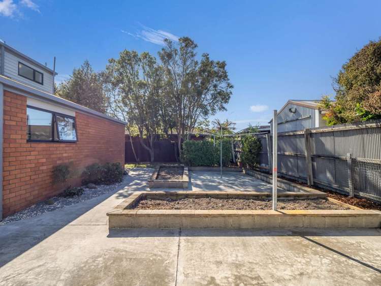 46a Coopers Road Dallington_22
