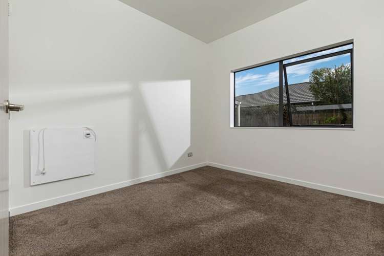 48 Huntington Park Drive Greenhithe_16