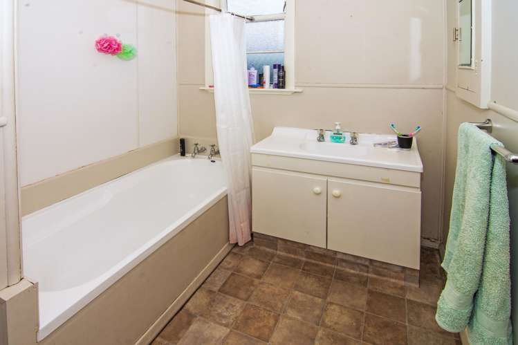 58 Worksop Road Masterton_10