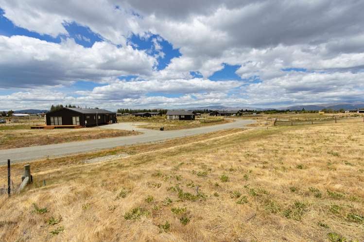 13 Tussock Crescent Twizel_3