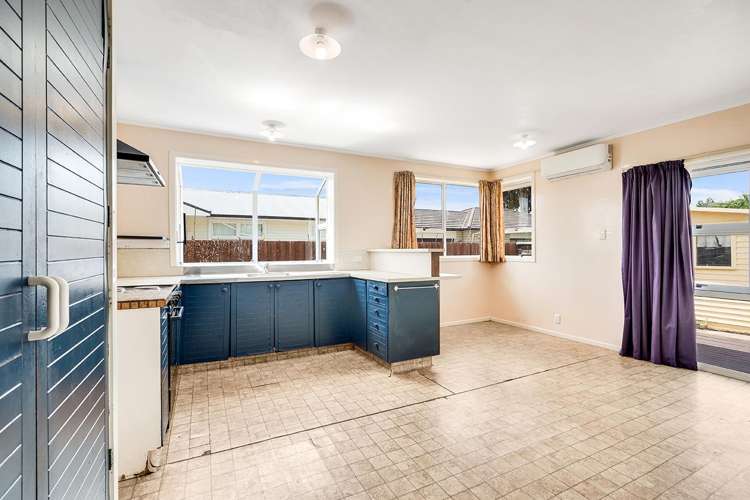 112 Masters Avenue_4