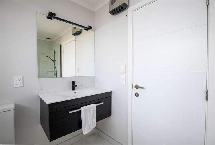 9 Hosking Drive Cromwell_18