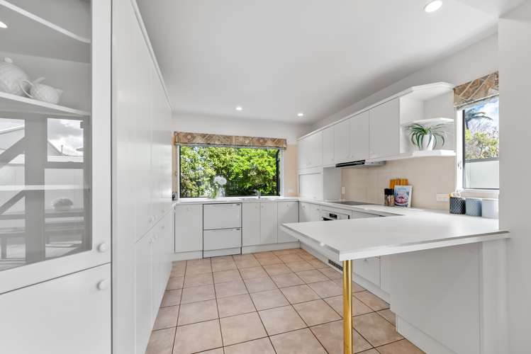 2/94 Pretoria Street Lower Hutt_6