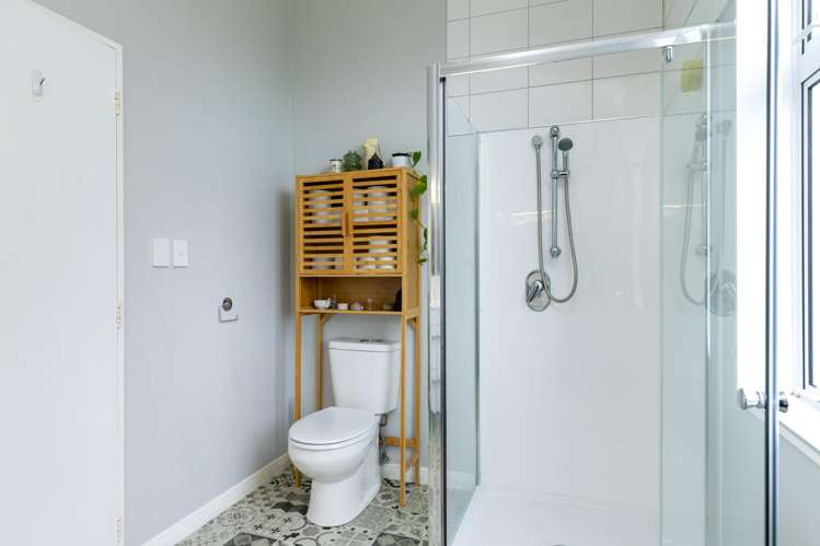 22A Ferry Road Spring Creek_16