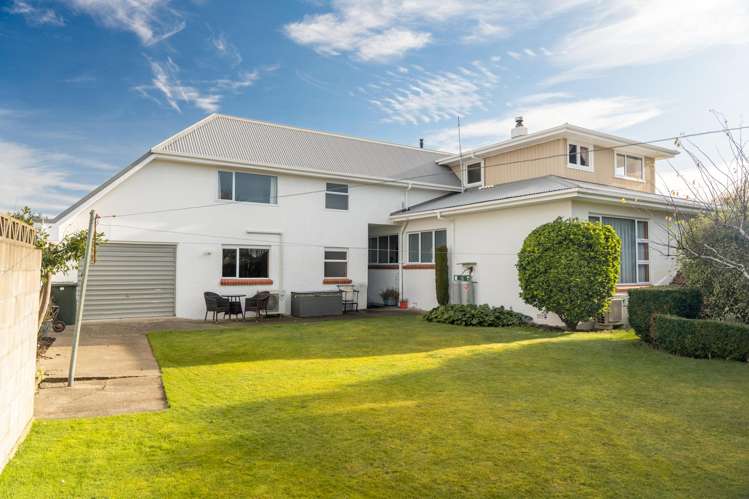 110 Chelmsford Street Windsor_36