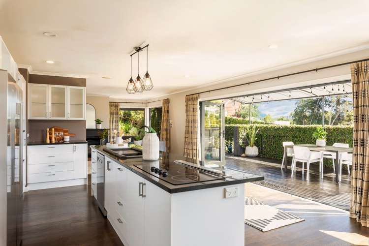 61a Fairmount Road Titirangi_2