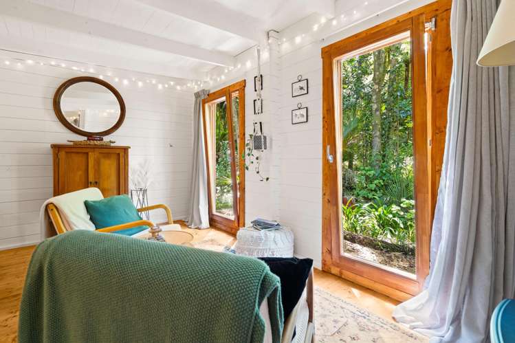 57A Riverside Drive Riverside_29